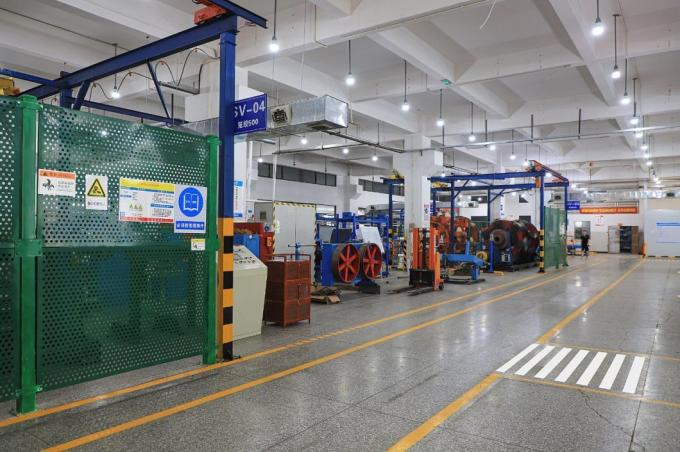 Professional Factory Customized 120º C XLPE Insulated Wire for Cars